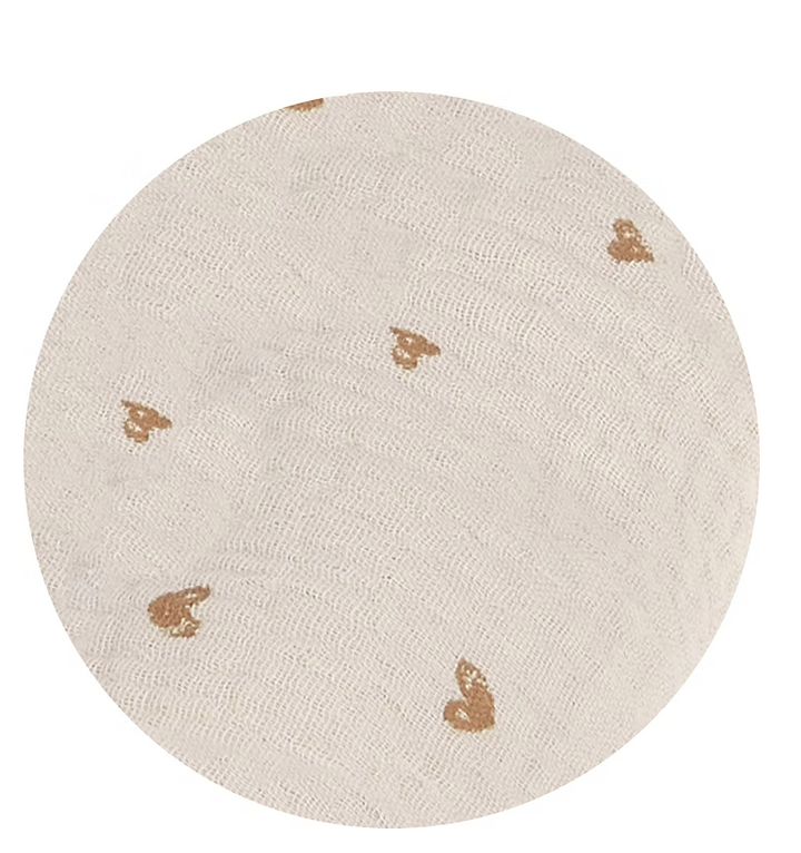 Couverture d'emmaillotage à motifs cœurs