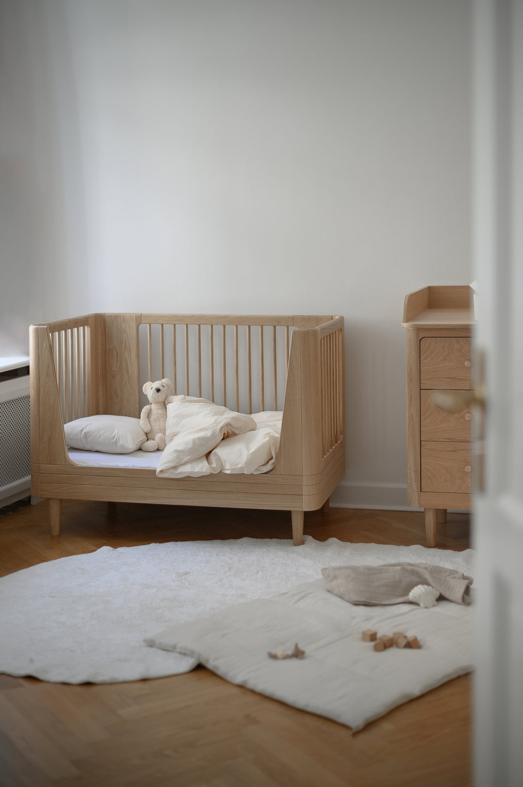 Lit Bébé Nature en Chêne 2.0
